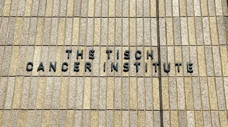 The Tisch Cancer Institute sign.