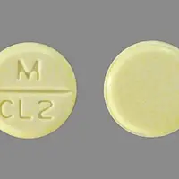 Levodopa/carbidopa (monograph) (Medically reviewed)-M CL2-25 mg / 100mg-Yellow-Round