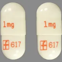 Prograf (Tacrolimus (oral/injection) [ ta-kroe-li-mus ])-1 mg f 617-1 mg-White-Capsule-shape