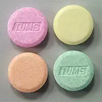 Tums (Calcium carbonate [ kal-see-um-kar-boe-nate ])-TUMS-calcium carbonate 500 mg-Round