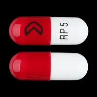 Ramipril (Ramipril [ ram-i-pril ])-> RP 5-5 mg-White / Red-Capsule-shape