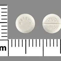 Lorazepam (injection) (Lorazepam (injection) [ lor-a-ze-pam ])-WATSON 240 0.5-0.5 mg-White-Round