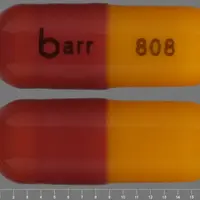 Tretinoin (systemic) (monograph) (Vesanoid)-barr 808-10 mg-Brown & Yellow-Capsule-shape