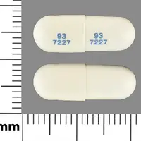 Ribavirin (inhalation) (Ribavirin (inhalation) [ rye-ba-vye-rin ])-93 7227 93 7227-200 mg-White-Capsule-shape