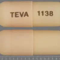 Acitretin (Acitretin [ a-si-tre-tin ])-TEVA 1138-17.5 mg-Yellow-Capsule-shape