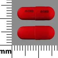 Oxazepam (Oxazepam [ ox-a-ze-pam ])-R-069 R-069-15 mg-Red-Capsule-shape