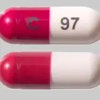 Cefadroxil (Cefadroxil [ sef-a-drox-il ])-C 97-500 mg-Maroon / White-Capsule-shape