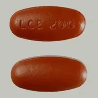 Carbidopa, entacapone, and levodopa (Carbidopa, entacapone, and levodopa [ kar-bi-doe-pa, en-tak-a-pone, lee-voe-doe-pa ])-LCE 200-50 mg / 200 mg / 200 mg-Red-Oval