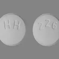 Risperidone (Risperidone (oral) [ ris-per-i-done ])-HH 226-4 mg-White-Round