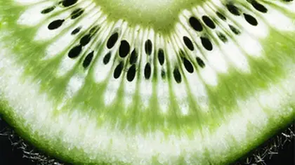 Eating kiwi could help boost your mood, researchers say