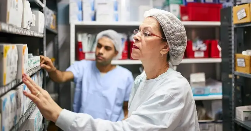 FDA removes warning label on HRT for menopause: 5 experts explain