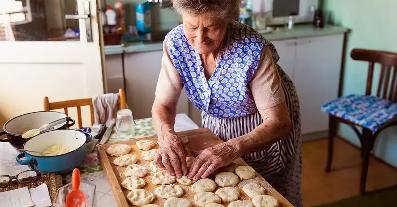 Aging and longevity: Which diet types could help slow down aging?