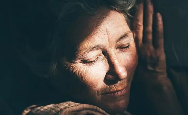 Between 6.4 and 7.8 hours of sleep may aid healthy aging, longevity